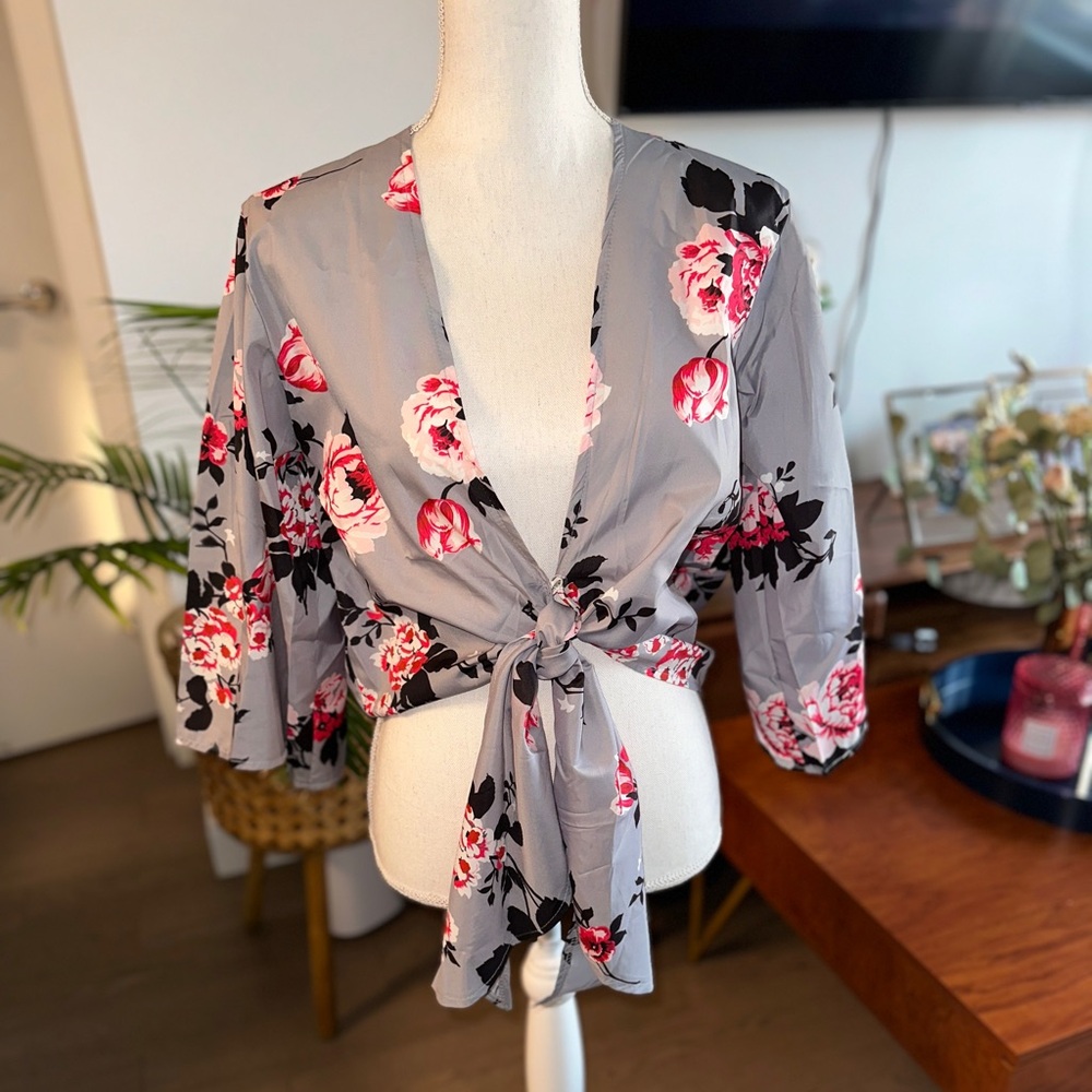 Front tie floral blouse